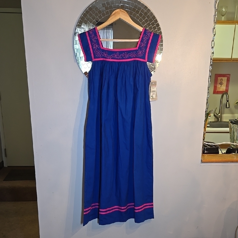 Vintage 80's Cotton Accents Square Neckline Pink Embroider Line Detail Sun Dress